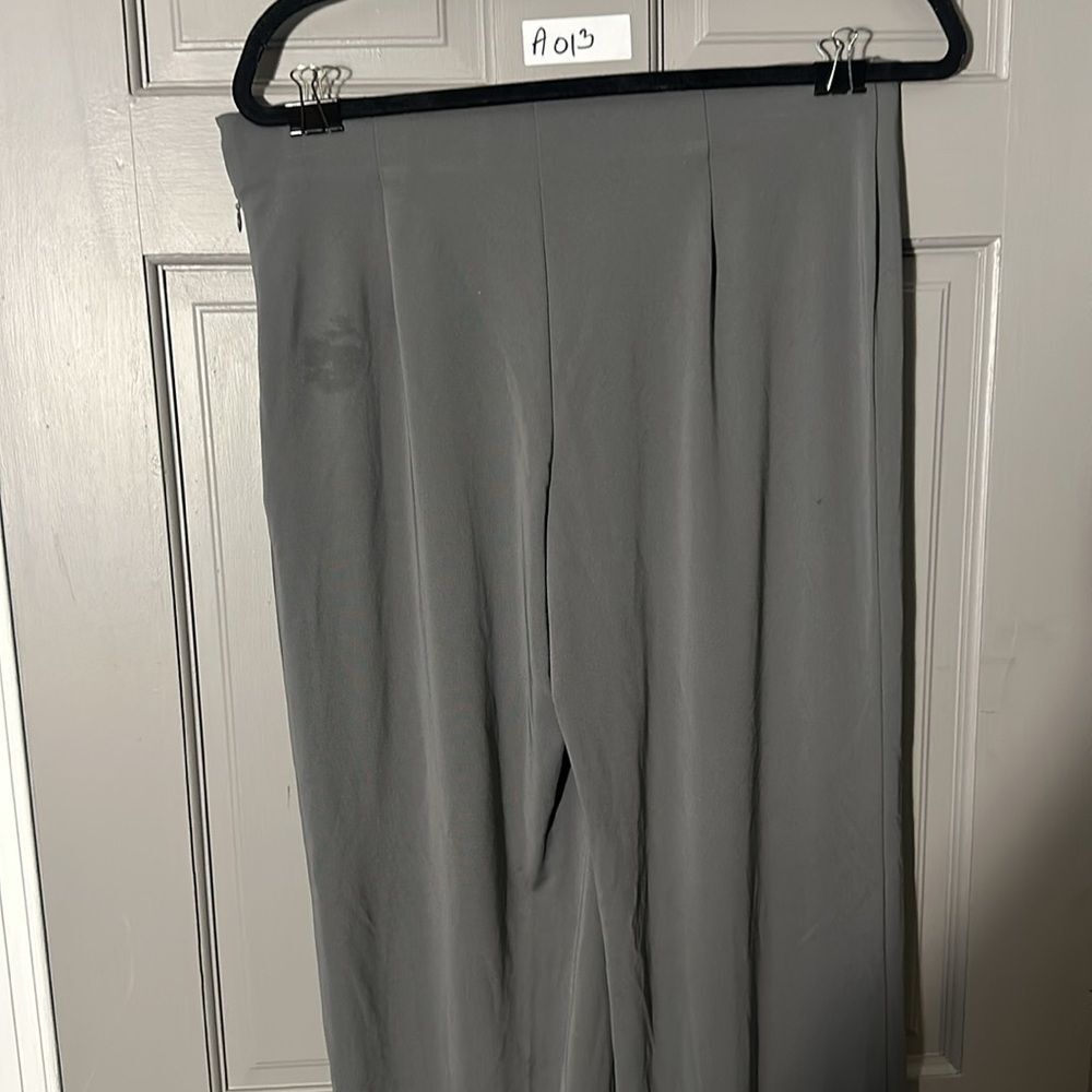 H by halston grey wide leg pant - Picture 4 of 7